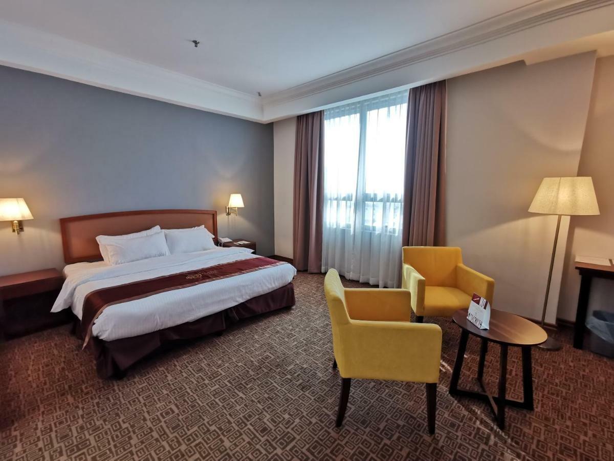 Classic Hotel Muar Exterior foto